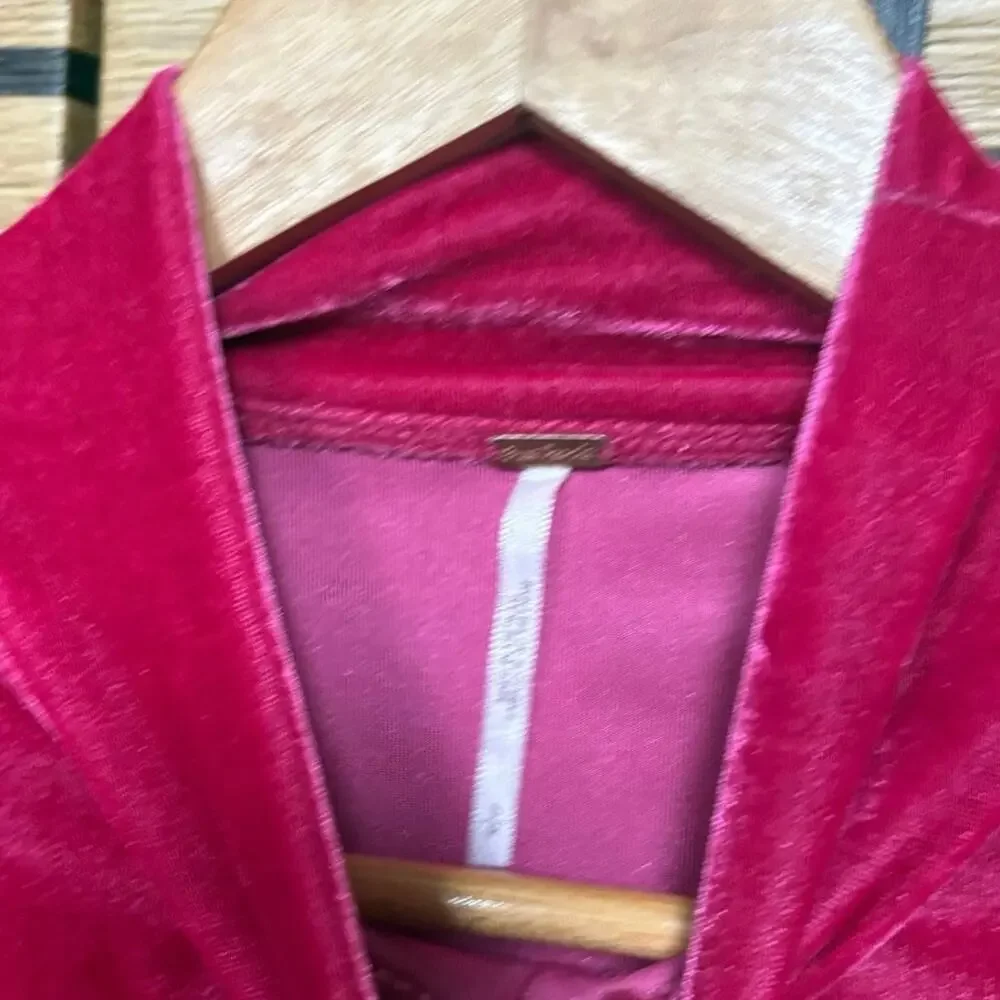 Free People‎ Pink Velvet Puff Sleeve Mock Neck Top Size Small